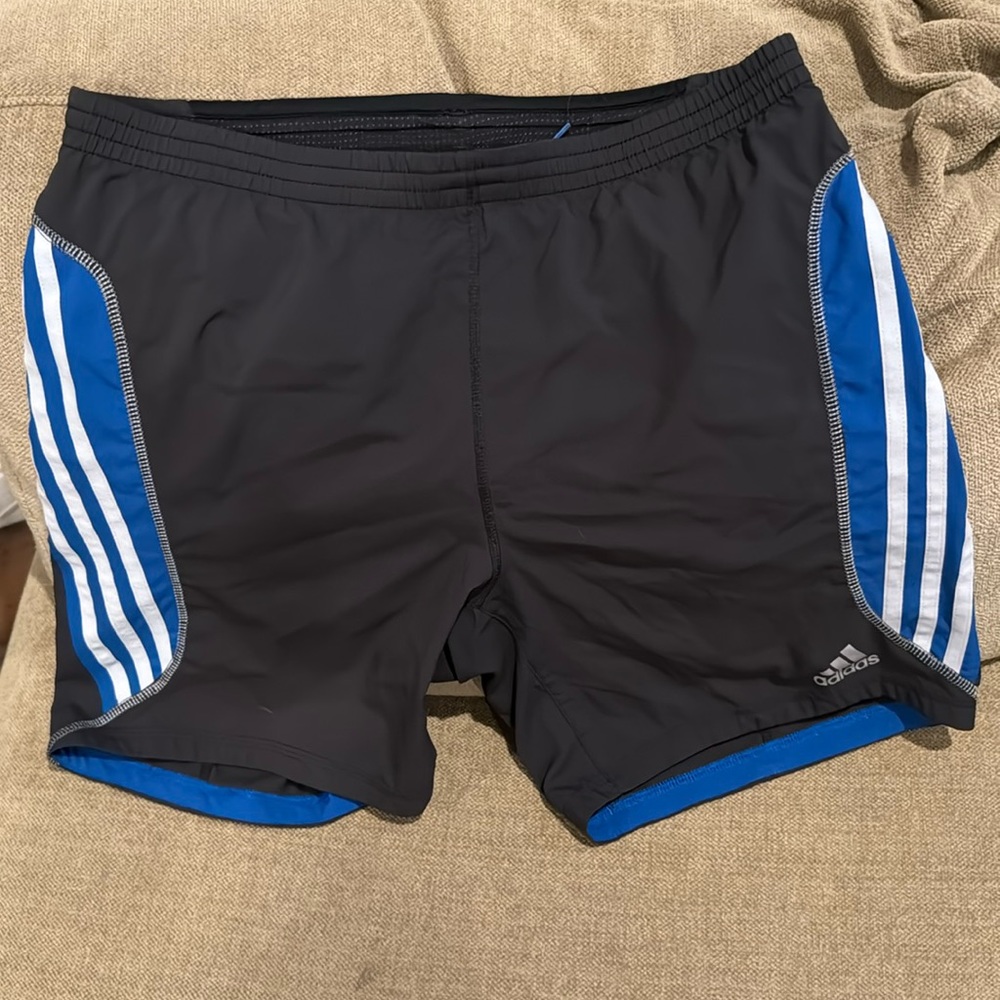 Men’s Adidas Supernova Climacool Running shorts size small with liner
